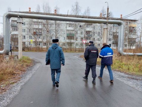 Специалисты «Газпром газораспределение Архангельск» проверили соблюдение правил использования газа в многоквартирных домах 
